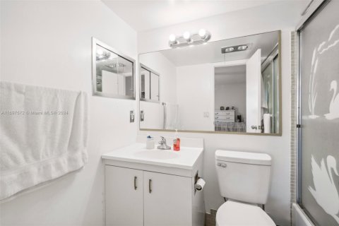 Copropriété à vendre à Deerfield Beach, Floride: 1 chambre, 68.56 m2 № 1763858 - photo 17