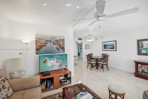 Copropriété à vendre à Deerfield Beach, Floride: 1 chambre, 68.56 m2 № 1763858 - photo 8
