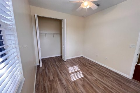 Casa en venta en Miramar, Florida, 3 dormitorios, 173.54 m2 № 1991212 - foto 10