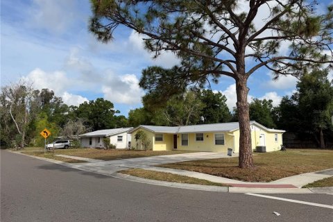 Villa ou maison à louer à Sarasota, Floride: 3 chambres, 146.51 m2 № 2101195 - photo 2