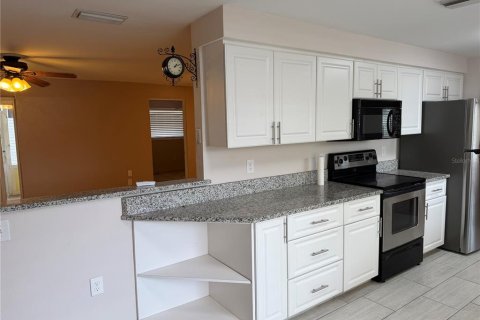Villa ou maison à louer à Sarasota, Floride: 3 chambres, 146.51 m2 № 2101195 - photo 7