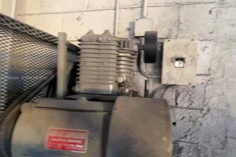 Immobilier commercial à vendre à Miami, Floride № 2002002 - photo 14