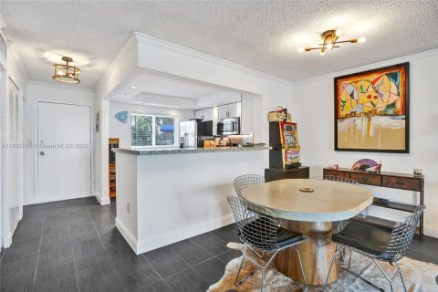 Appartement à louer à North Miami Beach, Floride: 1 chambre, 77.76 m2 № 1946428 - photo 19