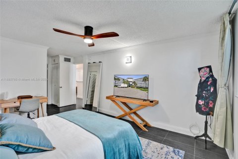 Appartement à louer à North Miami Beach, Floride: 1 chambre, 77.76 m2 № 1946428 - photo 10
