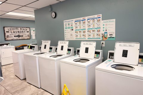 Купить кондоминиум в Форт-Лодердейл, Флорида 1 спальня, 60.11м2, № 2056245 - фото 18