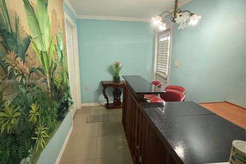 Купить виллу или дом в Медли, Флорида 2 спальни, 203.36м2, № 2168268 - фото 13