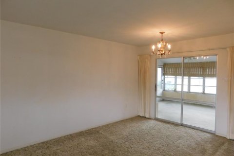 Villa ou maison à vendre à Sun City Center, Floride: 2 chambres, 119.57 m2 № 1833212 - photo 12