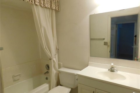Villa ou maison à vendre à Sun City Center, Floride: 2 chambres, 119.57 m2 № 1833212 - photo 10