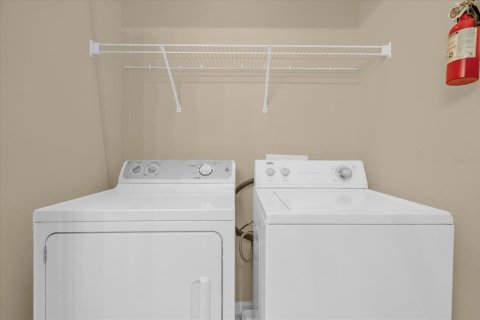 Condominio en alquiler en Lakeland, Florida, 2 dormitorios, 138.98 m2 № 1843790 - foto 15