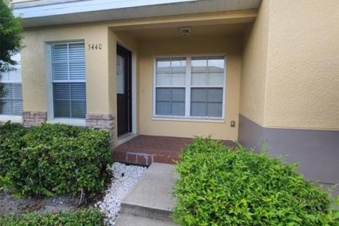 Condominio en alquiler en Lakeland, Florida, 2 dormitorios, 138.98 m2 № 1843790 - foto 1