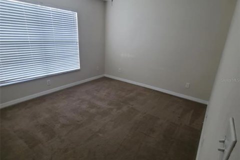 Condominio en alquiler en Lakeland, Florida, 2 dormitorios, 138.98 m2 № 1843790 - foto 5