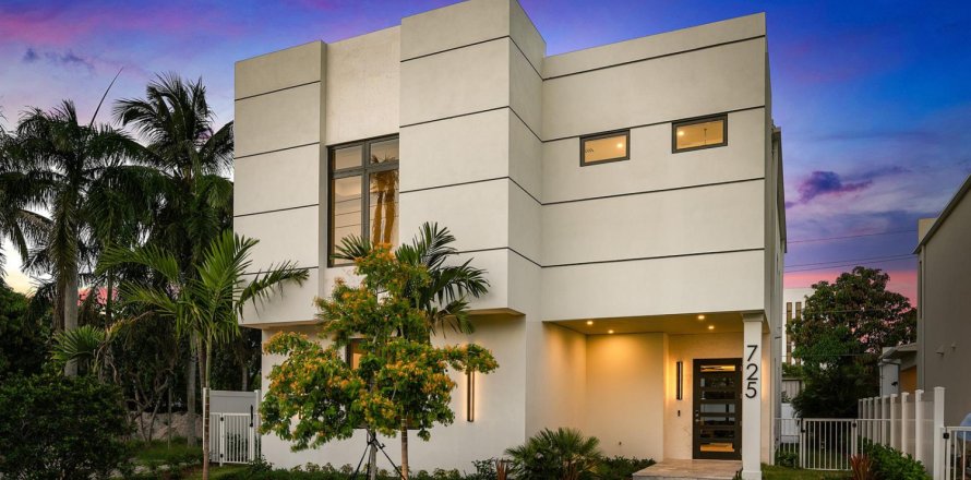 Casa en Delray Beach, Florida 5 dormitorios, 336.58 m2 № 2428109