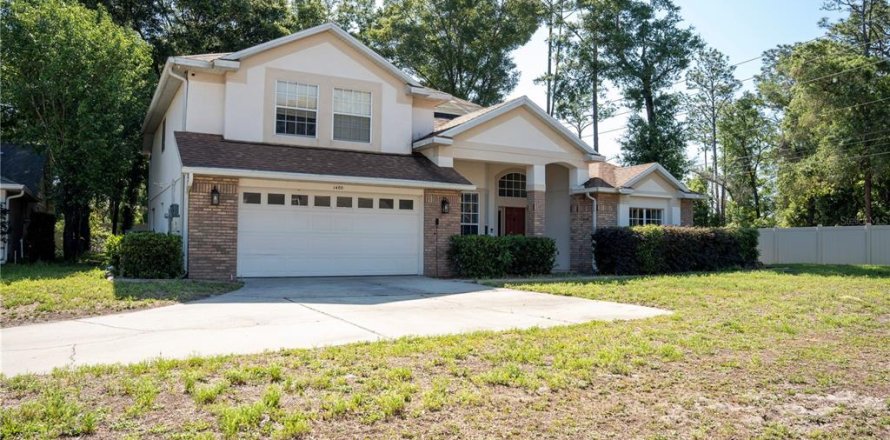 Casa en DeLand, Florida 5 dormitorios, 202.06 m2 № 2117001
