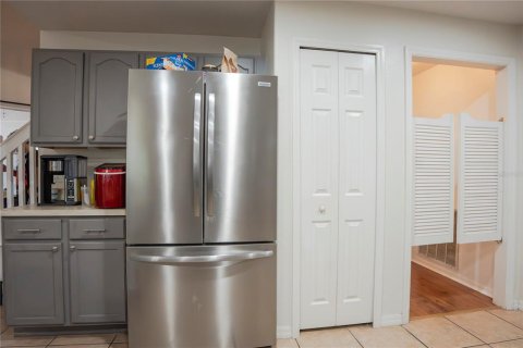 Casa en venta en DeLand, Florida, 5 dormitorios, 202.06 m2 № 2117001 - foto 13