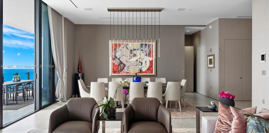 Condo à Sunny Isles Beach, Floride, 4 chambres № 1881497