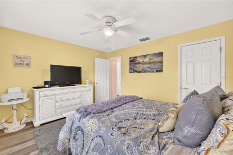 House in Summerfield, Florida 2 bedrooms, 125.05 sq.m. № 2322555 - photo 29