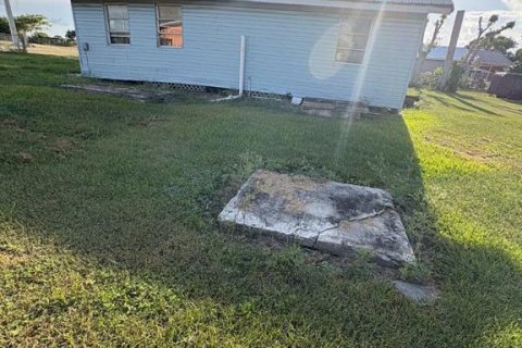 House in Clewiston, Florida 3 bedrooms, 133.78 sq.m. № 1898522 - photo 12