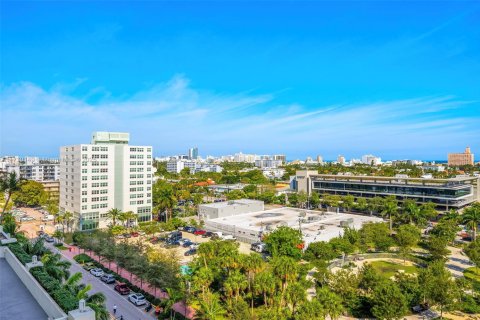 Copropriété à vendre à Miami Beach, Floride: 2 chambres, 100.15 m2 № 1940139 - photo 20