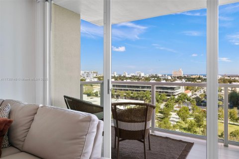 Copropriété à vendre à Miami Beach, Floride: 2 chambres, 100.15 m2 № 1940139 - photo 14