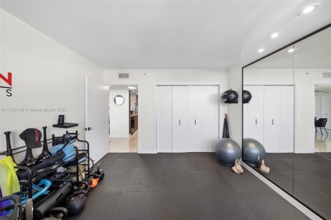 Copropriété à vendre à Miami Beach, Floride: 2 chambres, 100.15 m2 № 1940139 - photo 15