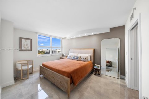 Copropriété à vendre à Miami Beach, Floride: 2 chambres, 100.15 m2 № 1940139 - photo 22