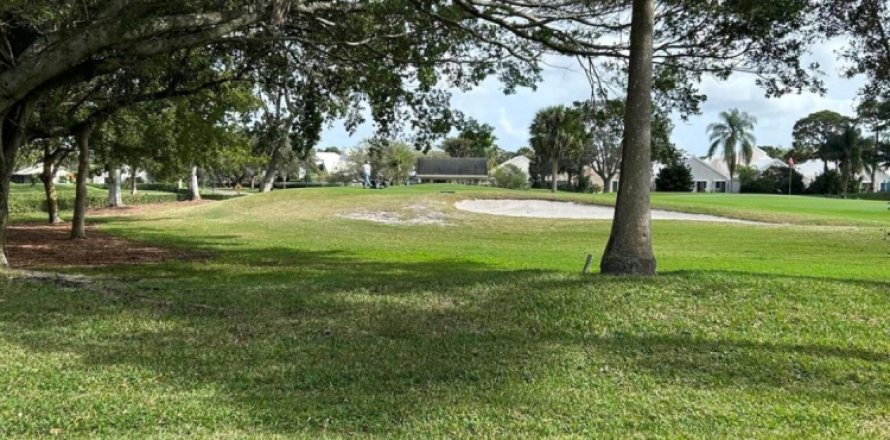 Townhouse in Palm Beach Gardens, Florida 3 bedrooms, 170.75 sq.m. № 1172370