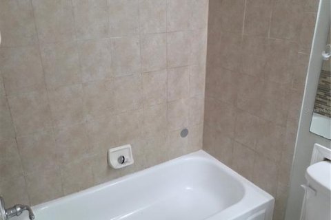 Condominio en venta en Orlando, Florida, 3 dormitorios, 111.39 m2 № 1846928 - foto 6