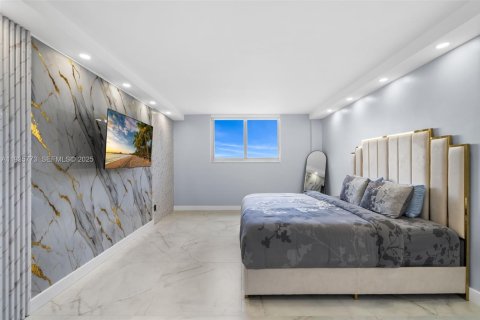 Condominio en venta en Sunny Isles Beach, Florida, 3 dormitorios, 138.61 m2 № 1993879 - foto 15