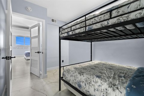 Condominio en venta en Sunny Isles Beach, Florida, 3 dormitorios, 138.61 m2 № 1993879 - foto 23