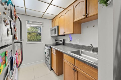 Copropriété à vendre à Plantation, Floride: 2 chambres, 94.76 m2 № 1995092 - photo 4