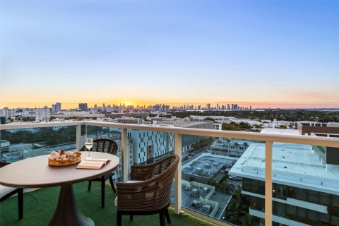 Condo in Miami Beach, Florida, 3 bedrooms  № 1970816 - photo 26