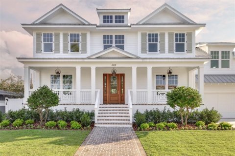 Casa en venta en Saint Petersburg, Florida, 5 dormitorios, 381.27 m2 № 1426152 - foto 1