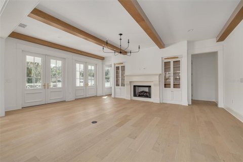 Casa en venta en Saint Petersburg, Florida, 5 dormitorios, 381.27 m2 № 1426152 - foto 5