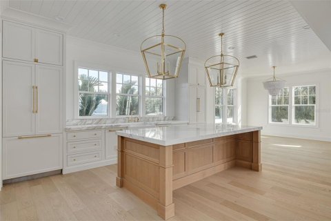 Casa en venta en Saint Petersburg, Florida, 5 dormitorios, 381.27 m2 № 1426152 - foto 14