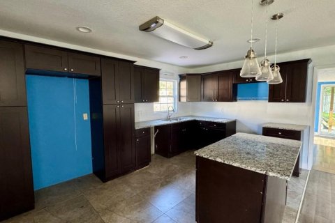 Casa en venta en Orlando, Florida, 4 dormitorios, 133.22 m2 № 2383877 - foto 3