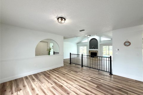 Casa en venta en Ocala, Florida, 3 dormitorios, 175.77 m2 № 2310175 - foto 9