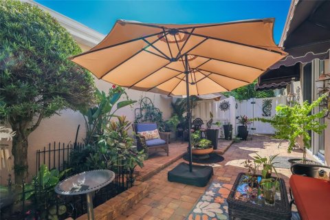Villa ou maison à vendre à Bradenton, Floride: 2 chambres, 141.3 m2 № 2420142 - photo 6