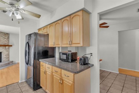 House in Lakeland, Florida 3 bedrooms, 124.49 sq.m. № 1908990 - photo 13