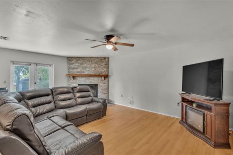House in Lakeland, Florida 3 bedrooms, 124.49 sq.m. № 1908990 - photo 7