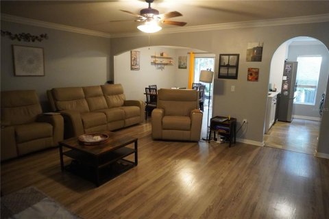 Adosado en venta en Tampa, Florida, 3 dormitorios, 155.15 m2 № 2433733 - foto 9