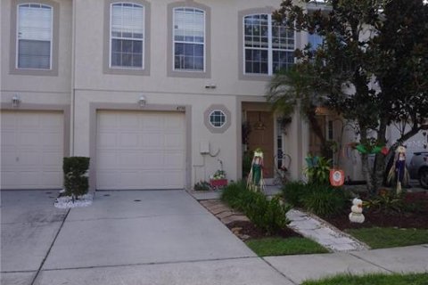 Adosado en Tampa, Florida 3 dormitorios, 155.15 m2 № 2433733