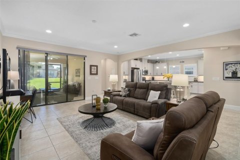 Villa ou maison à vendre à Clermont, Floride: 2 chambres, 160.35 m2 № 2421943 - photo 6