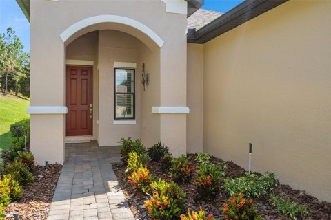 Villa ou maison à vendre à Clermont, Floride: 2 chambres, 160.35 m2 № 2421943 - photo 2