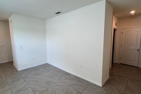 Casa en alquiler en Eagle Lake, Florida, 3 dormitorios, 102.29 m2 № 1853955 - foto 7