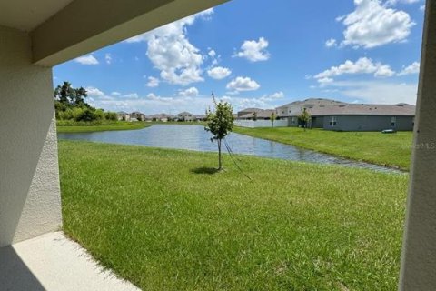 House in Eagle Lake, Florida 3 bedrooms, 102.29 sq.m. № 1853955 - photo 20