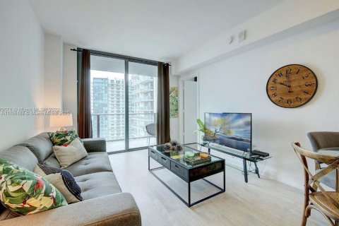 Купить кондоминиум в Майами, Флорида 1 спальня, 62.52м2, № 1713296 - фото 4