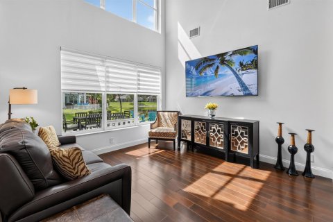 House in Jupiter, Florida 4 bedrooms, 256.32 sq.m. № 2275169 - photo 7