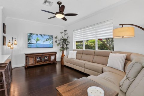 House in Jupiter, Florida 4 bedrooms, 256.32 sq.m. № 2275169 - photo 19