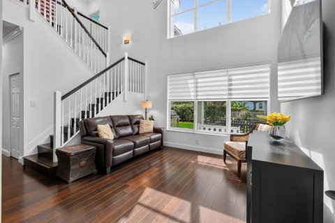 House in Jupiter, Florida 4 bedrooms, 256.32 sq.m. № 2275169 - photo 6