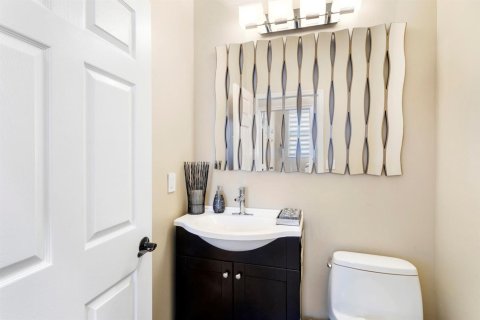 House in Jupiter, Florida 4 bedrooms, 256.32 sq.m. № 2275169 - photo 20